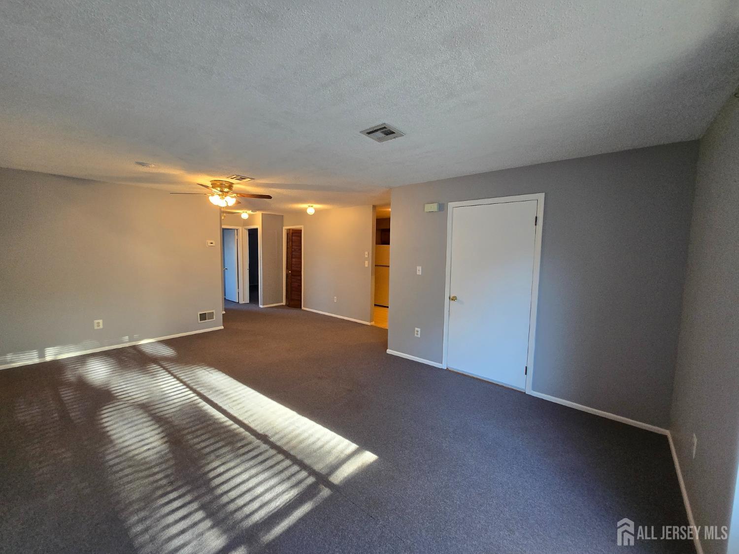 4 Nicholas Court Spotswood NJ 08884