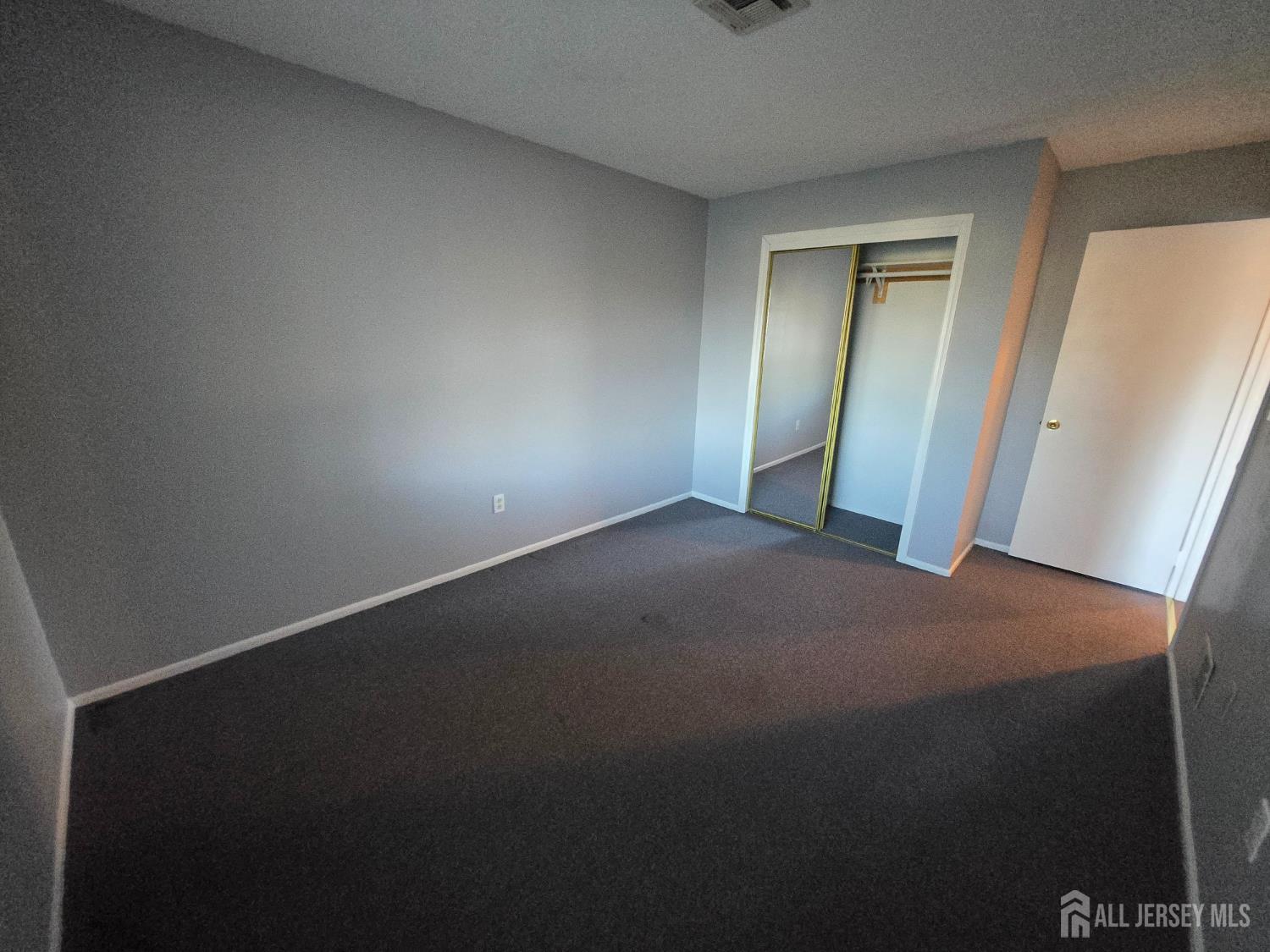 4 Nicholas Court Spotswood NJ 08884