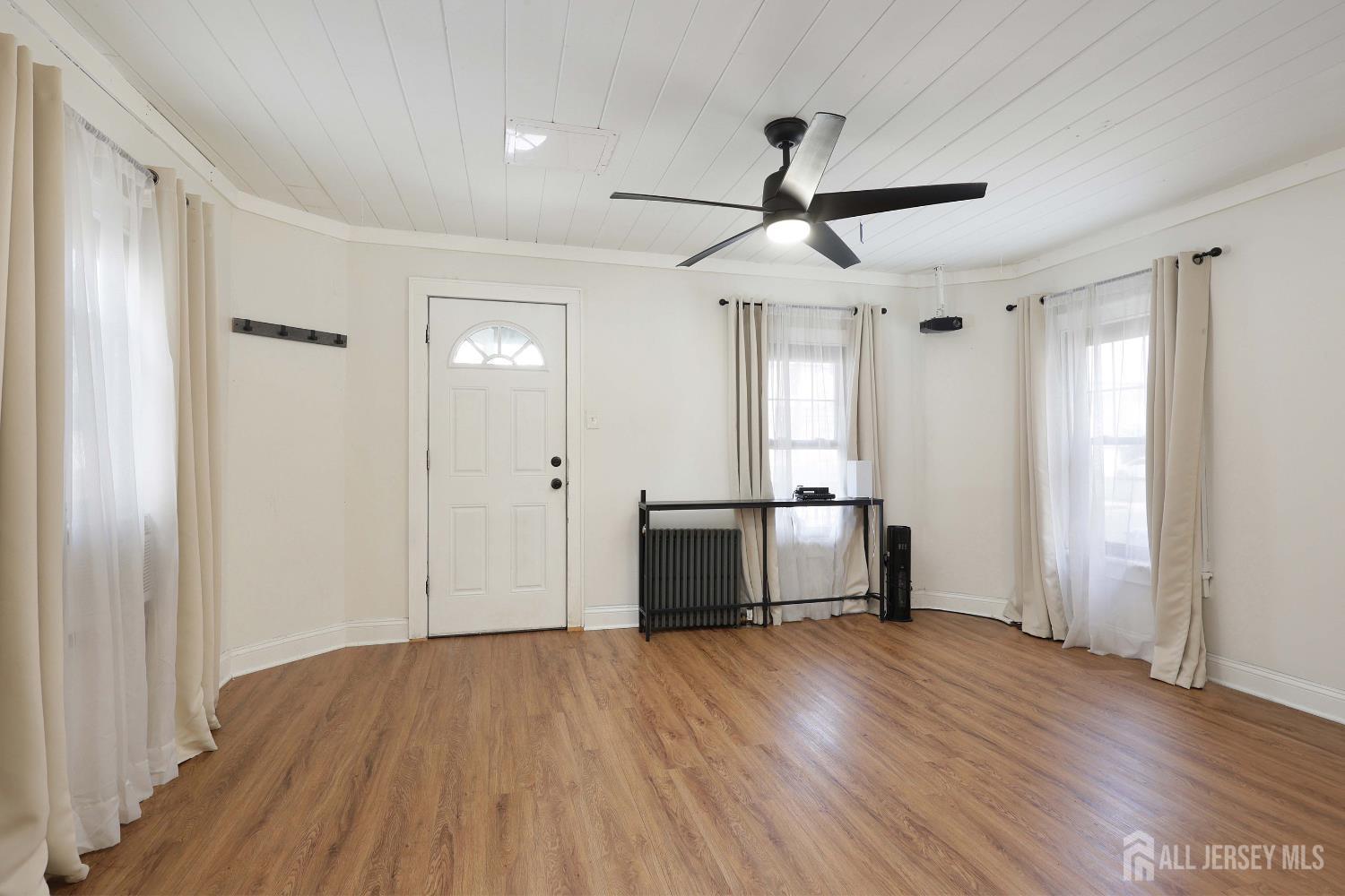 18 Cottage Avenue Milltown NJ 08850