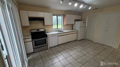 178 Linda Lane Edison NJ 08820