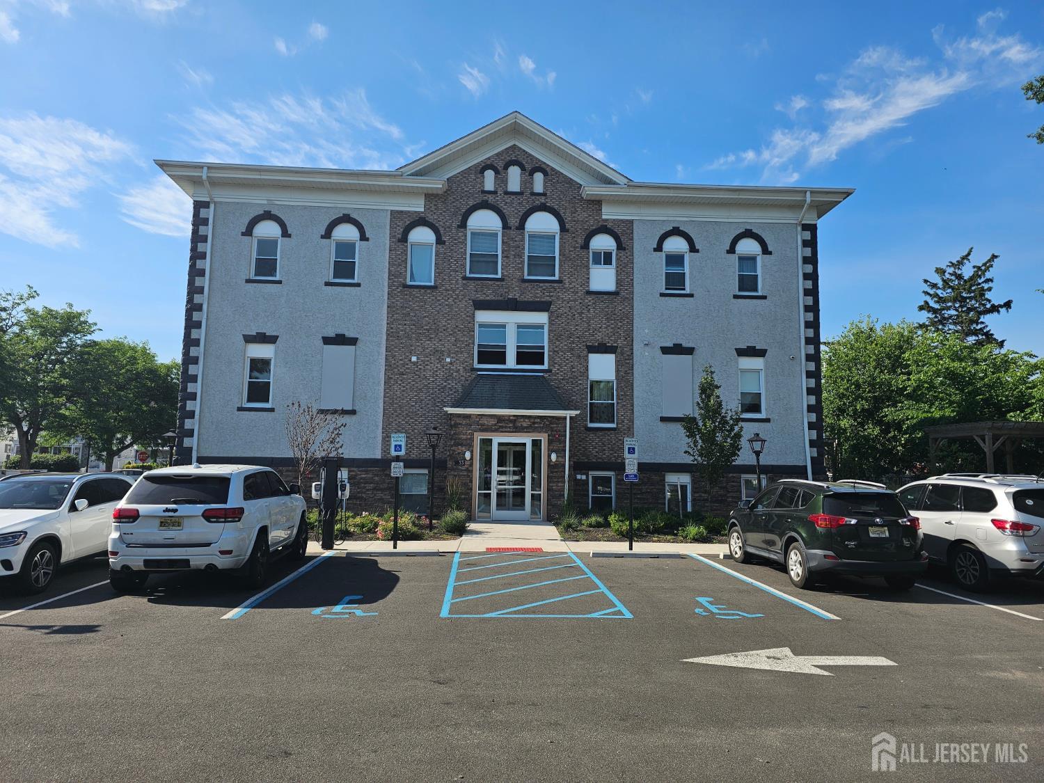 33 2nd Street Raritan NJ 08869