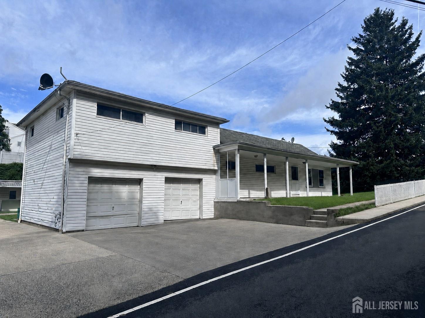 60 Mountain Avenue Paterson NJ 07501