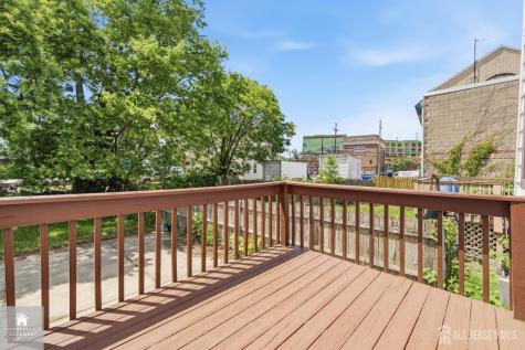 1648 Essex Street Rahway NJ 07065