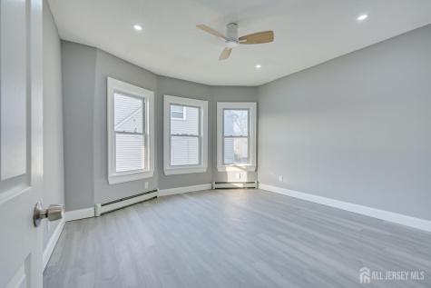 36 2nd Avenue Port Reading NJ 07064