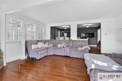 177 Midfield Road Colonia NJ 07067