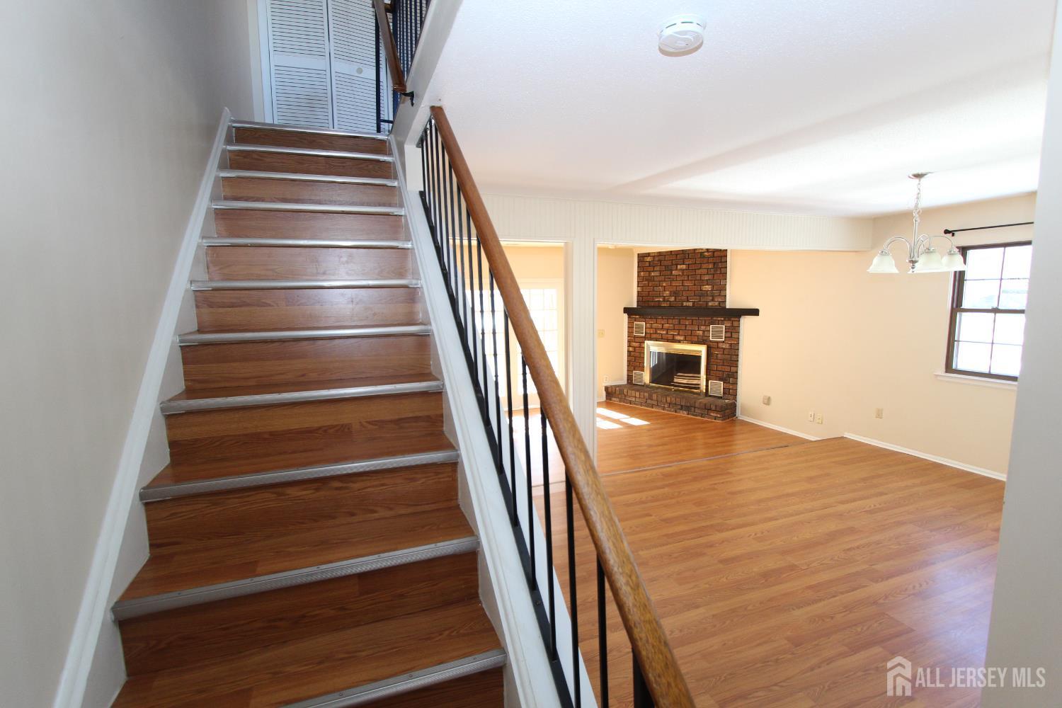 138 Leah Court South Brunswick NJ 08810