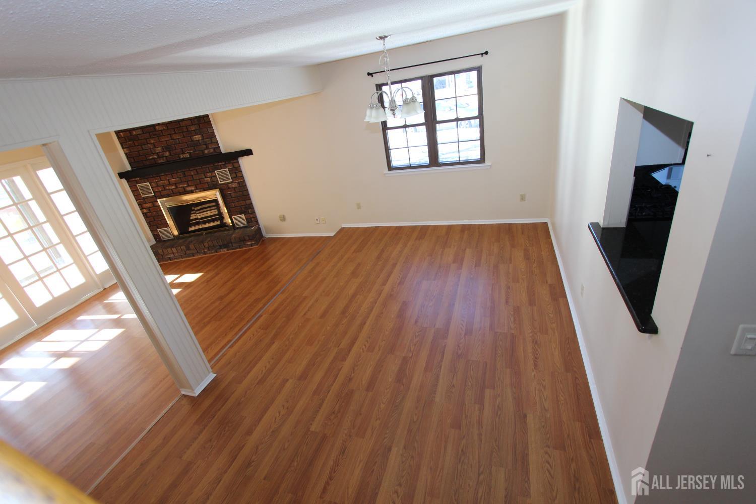 138 Leah Court South Brunswick NJ 08810