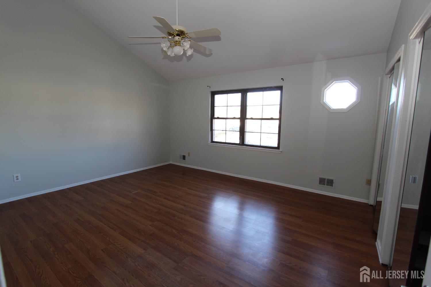 138 Leah Court South Brunswick NJ 08810