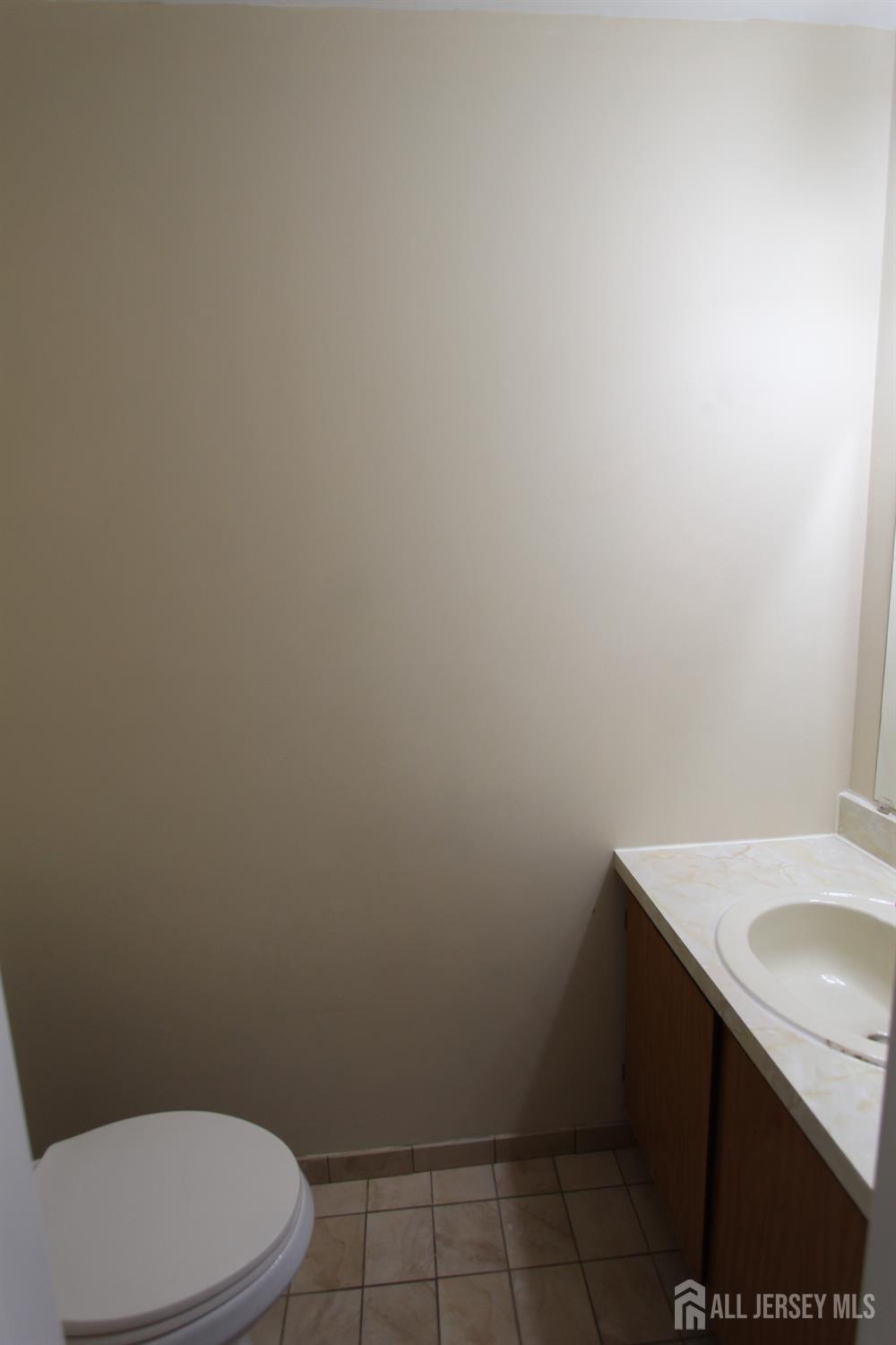 138 Leah Court South Brunswick NJ 08810
