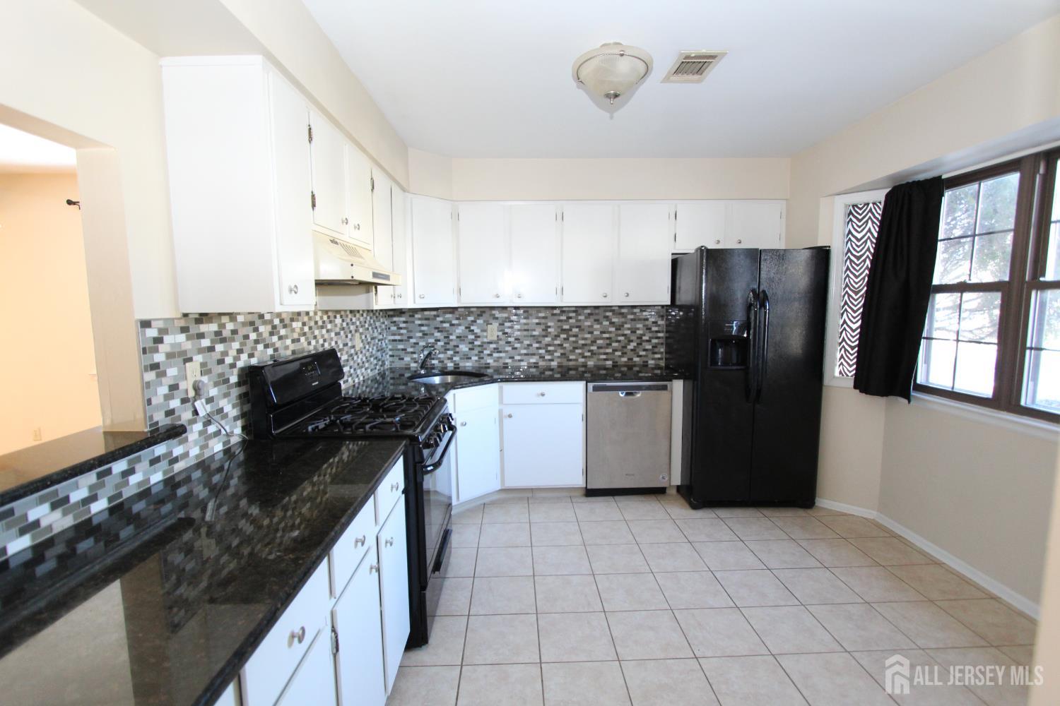 138 Leah Court South Brunswick NJ 08810