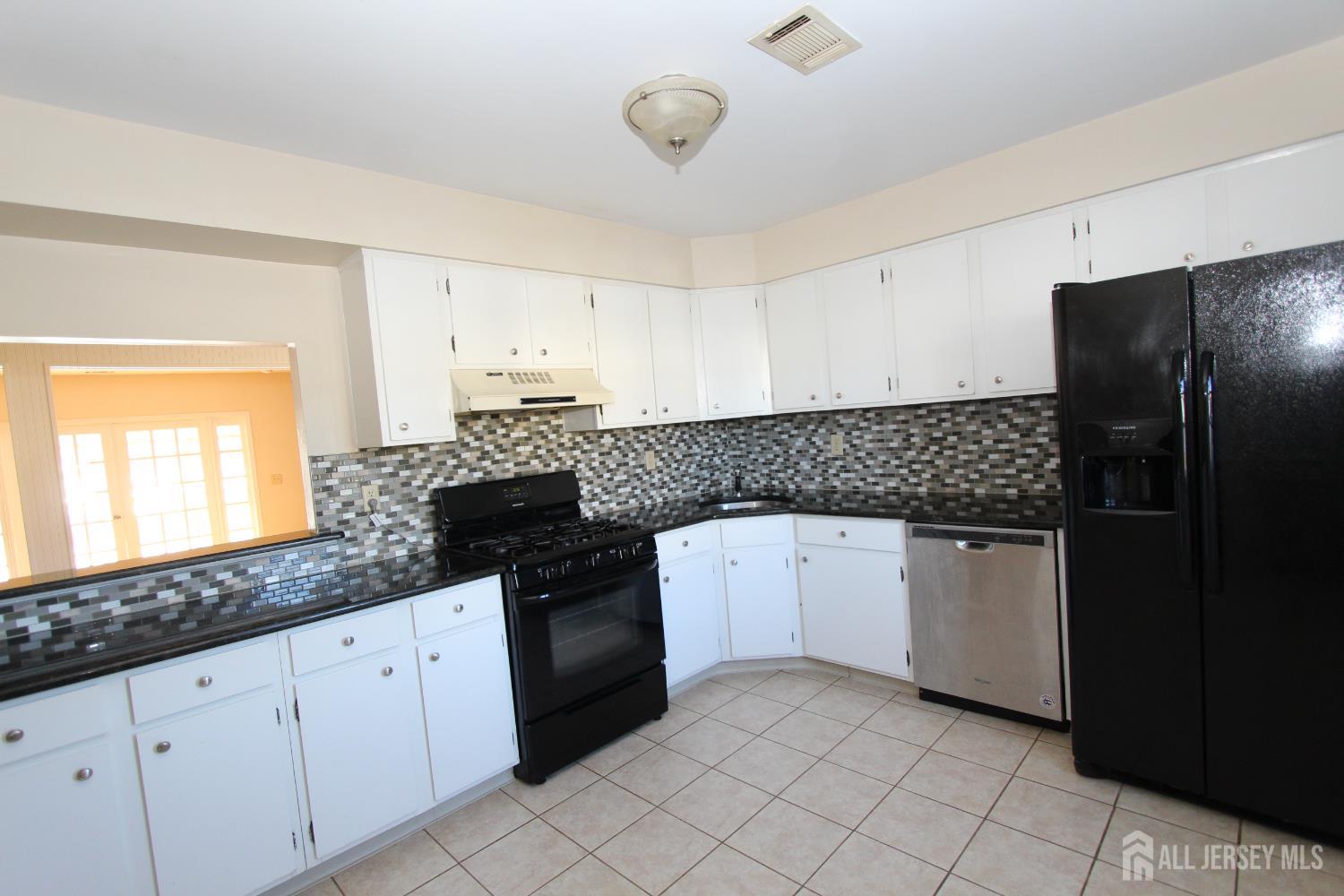 138 Leah Court South Brunswick NJ 08810