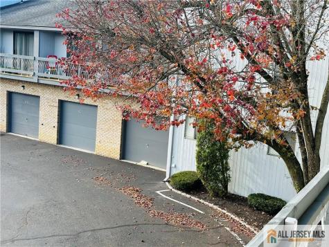 34 Cotoneaster Court South Brunswick NJ 08852