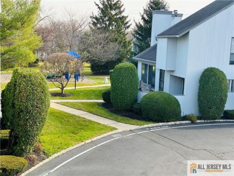 34 Cotoneaster Court South Brunswick NJ 08852