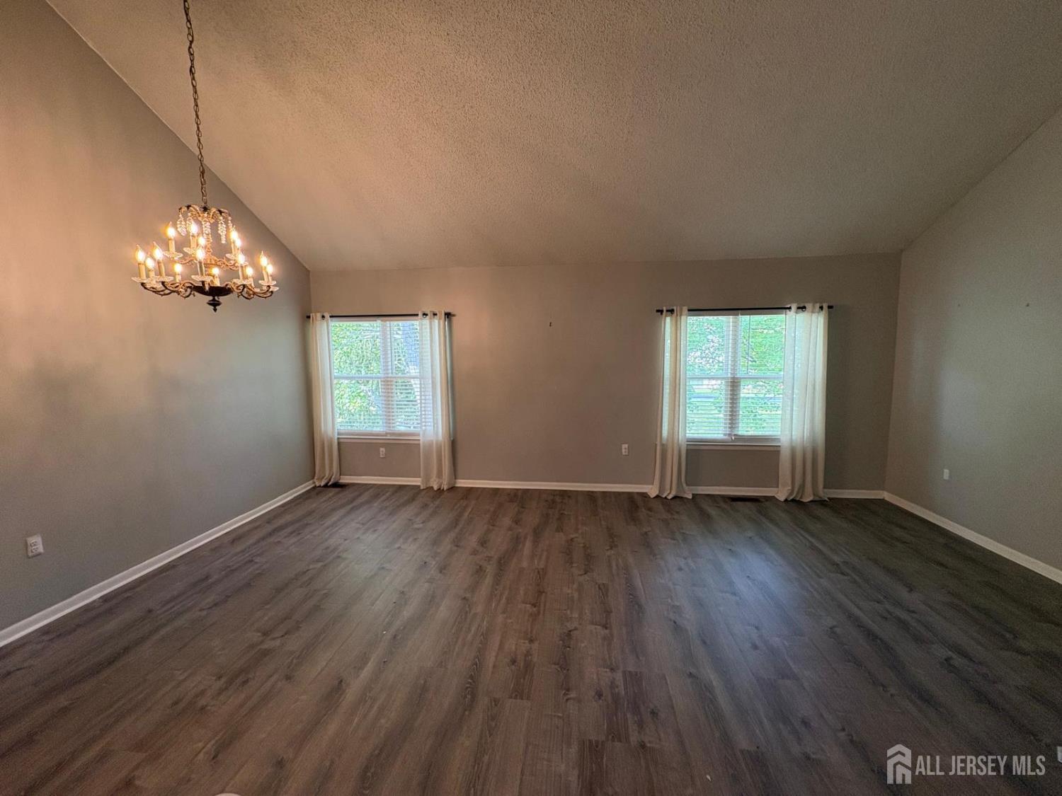 204 Forsythia Lane Englishtown NJ 07726