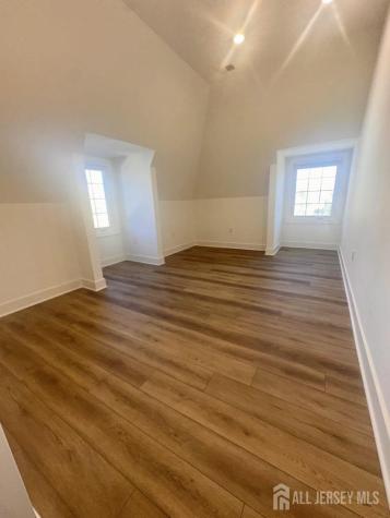 195 Main Street Metuchen NJ 08840