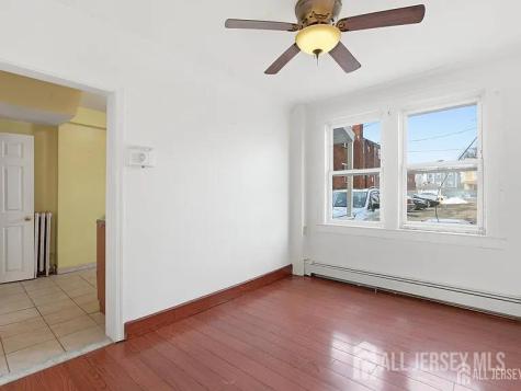 25 Langley Place New Brunswick NJ 08901