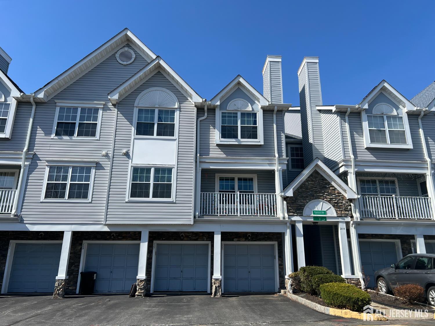 207 Prestwick Way Edison NJ 08820