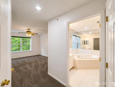 207 Prestwick Way Edison NJ 08820