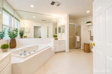 207 Prestwick Way Edison NJ 08820