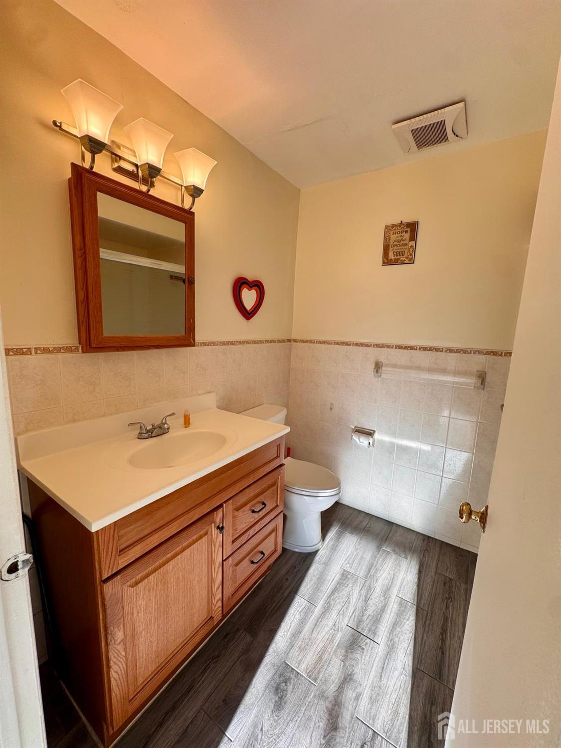 1202 Green Hollow Drive Iselin NJ 08830
