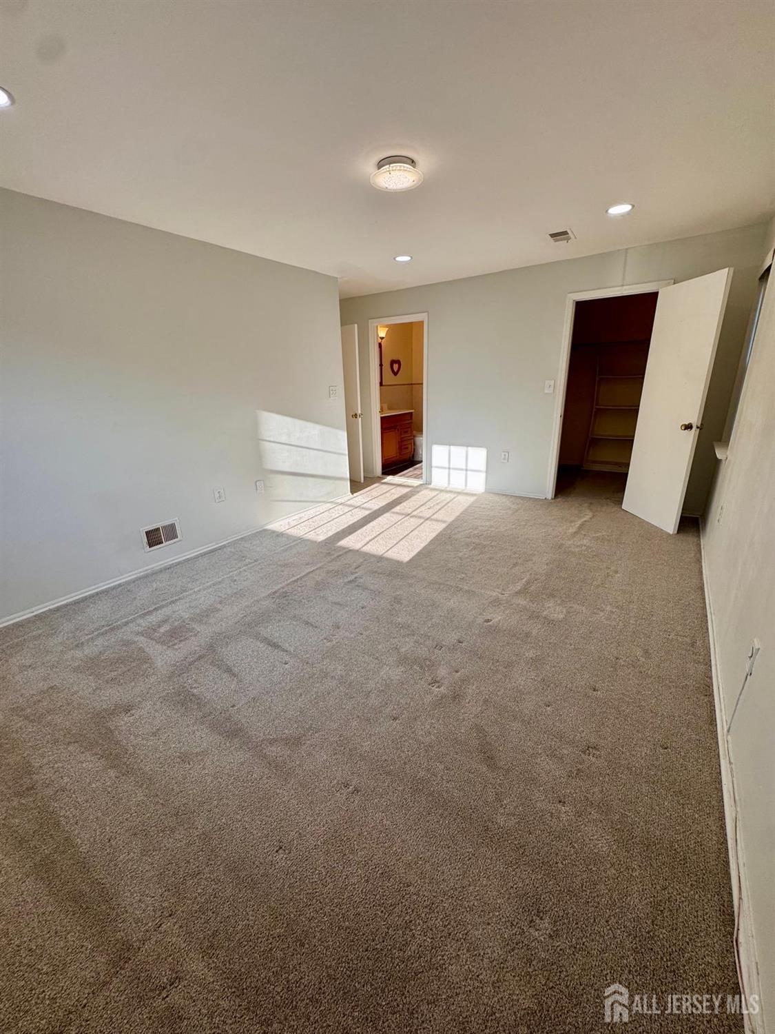 1202 Green Hollow Drive Iselin NJ 08830