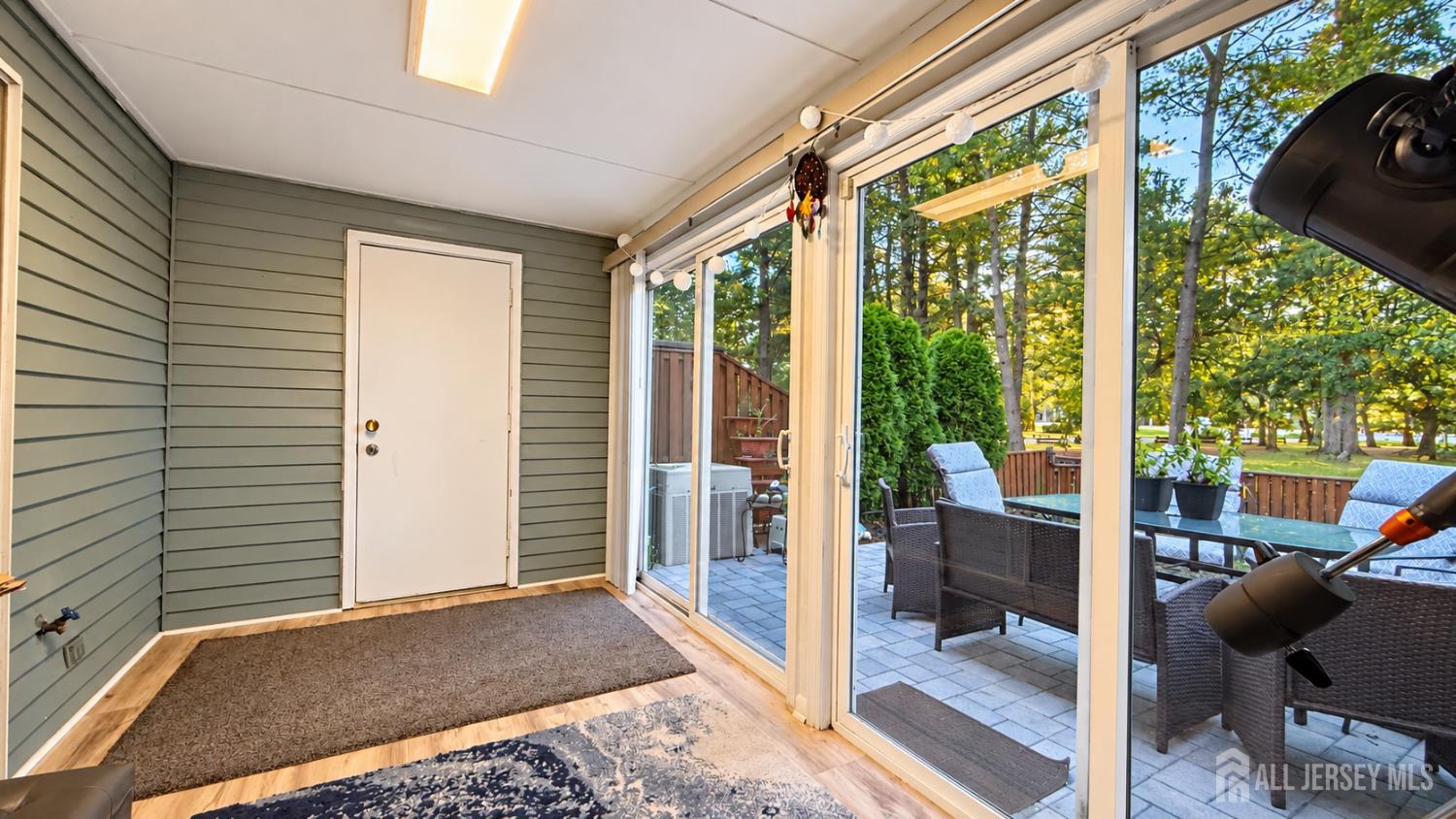 4 Letts Court East Brunswick NJ 08816