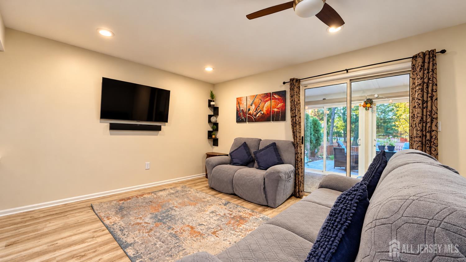 4 Letts Court East Brunswick NJ 08816
