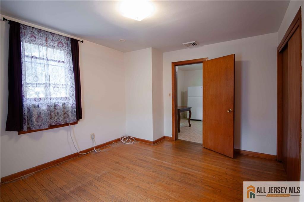 8 Whitehead Avenue South River NJ 08882