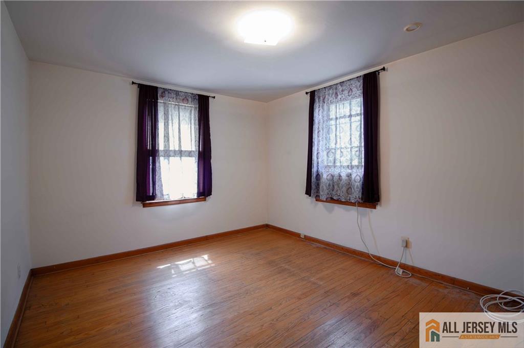 8 Whitehead Avenue South River NJ 08882