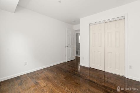 496 So. 18th Street Newark NJ 07103