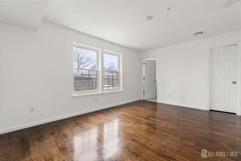 496 So. 18th Street Newark NJ 07103
