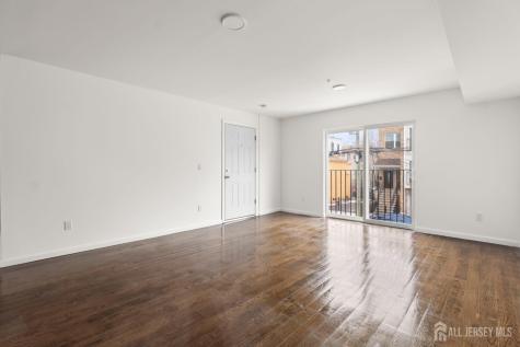 496 So. 18th Street Newark NJ 07103