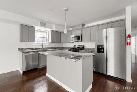 496 So. 18th Street Newark NJ 07103
