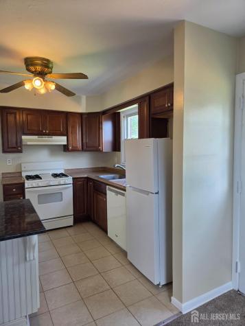 8 Chester Court Edison NJ 08817