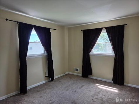 8 Chester Court Edison NJ 08817