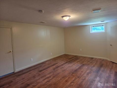 8 Chester Court Edison NJ 08817