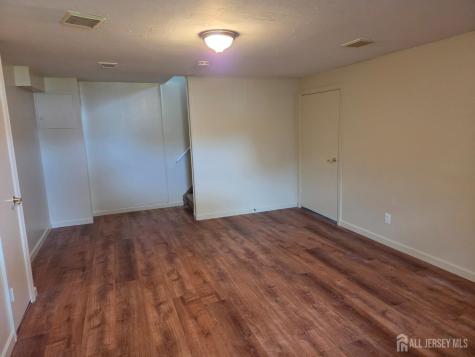 8 Chester Court Edison NJ 08817