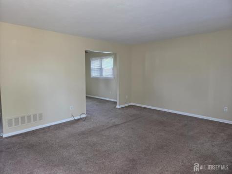 8 Chester Court Edison NJ 08817