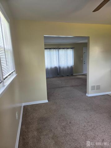 8 Chester Court Edison NJ 08817