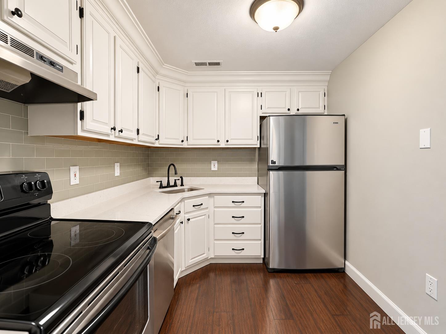 604 Ravens Crest Drive Plainsboro NJ 08536