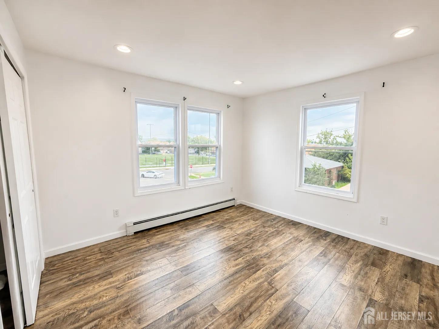 39 Union Street Carteret NJ 07008
