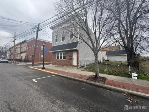 556 Roosevelt Avenue Carteret NJ 07008