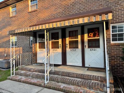6501 Avenue C Edison NJ 08837