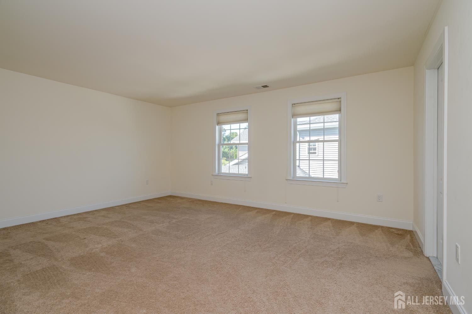 9 Comstock Lane Montgomery NJ 08558