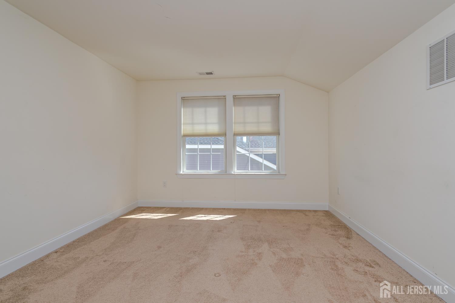 9 Comstock Lane Montgomery NJ 08558