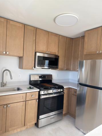 260 Loring Avenue Edison NJ 08817