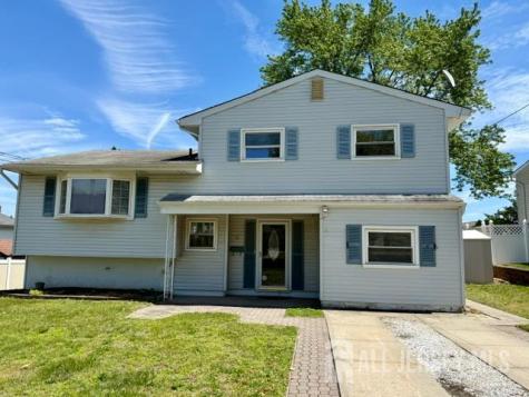 5 Sussex Court South River NJ 08882