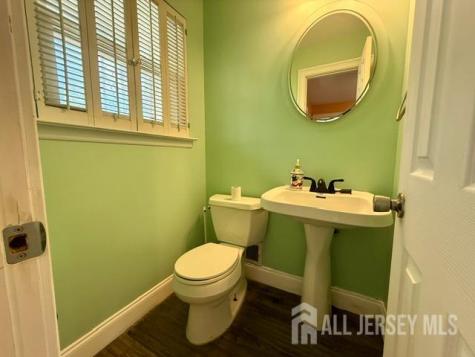 5 Sussex Court South River NJ 08882