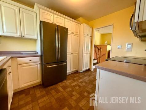 5 Sussex Court South River NJ 08882