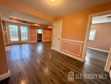 5 Sussex Court South River NJ 08882